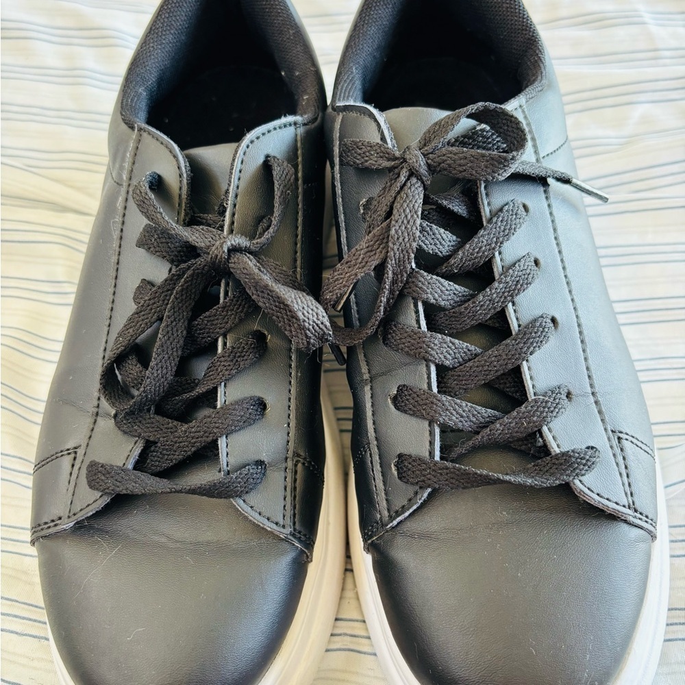 Black Low-Top Sneakers with Black Soles